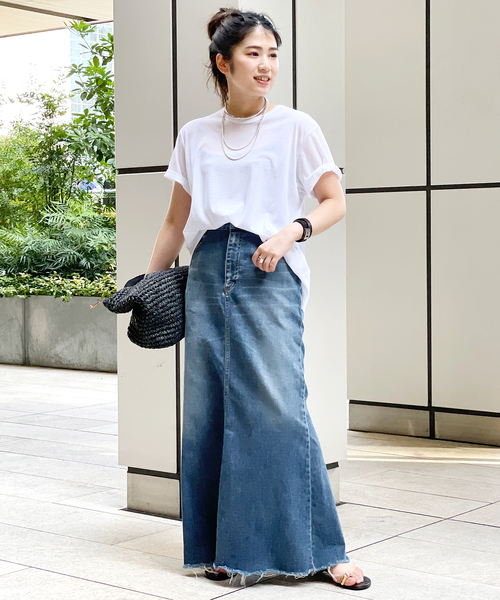 AP STUDIO（エーピーストゥディオ）の「《追加》スリットデニムスカート（デニムスカート・レディース・ブルー系その他・36/38/34）」の3枚目の写真