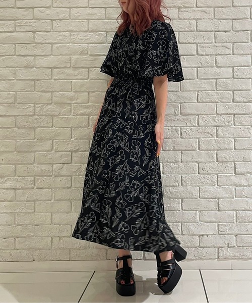 abc une face（アーベーセーアンフェイス）の「ケープ袖ワンピース（ワンピース・レディース・ホワイト/ライトグレー/ブラック・FREE）」の12枚目の写真