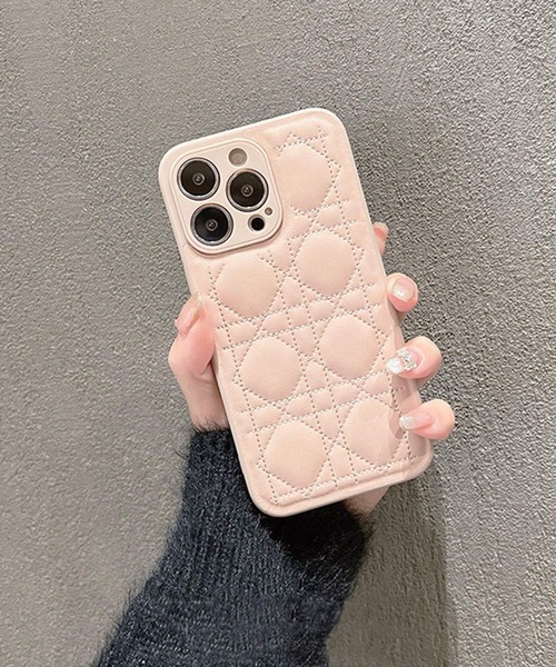 shopnikoniko(ショップニコニコ)の「韓国風 キルティング Iphoneケース スマホケース 14 合成皮革(スマホケース/カバー・レディース・ホワイト/ブラック/ピンク・iPhone 13 Pro/iPhone 11/iPhone 12 Pro/iPhone 13/iPhone 12 Pro Max/iPhone 12/iPhone 13 Pro Max/iPhone 14 Pro/iPhone 14)」の15枚目の写真