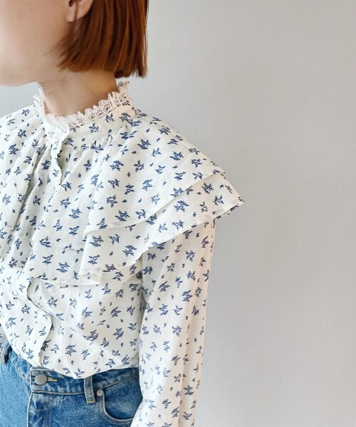 Charles Chaton（シャルルシャトン）の「ヴィクトリアン ブラウス（シャツ/ブラウス・レディース・ホワイト/サックスブルー・FREE）」の22枚目の写真