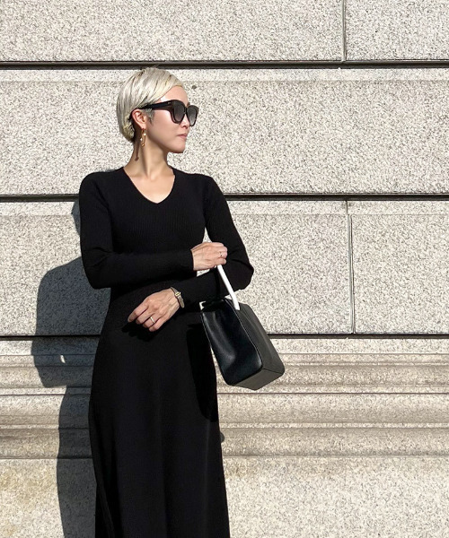 JENNE(ジェンヌ)の「リブニットフレアワンピース(ワンピース・レディース・ブラック/グリーン/ピンク・SMALL/MEDIUM/LARGE)」の5枚目の写真