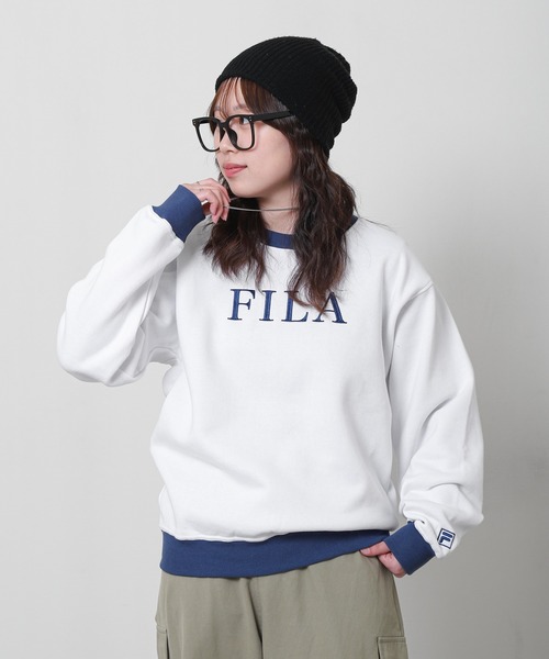 FILA(フィラ)の「【別注】 【FILA】 アソート ロゴ ルーズシルエット 裏起毛 長袖 スウェット トレーナー(スウェット・レディース・ホワイト/ブラック/ネイビー/オートミール/杢グレー/ホワイト系/ホワイト系1/ホワイト系2/ホワイト系3/ホワイト系4/ブラック系/ブラック系1/ブラック系2/ブラック系3/ブラック系4/グレー系/グレー系1/グレー系2/アイボリー系/アイボリー系1/アイボリー系2/ネイビー系/ネイビー系1/ネイビー系2・MEDIUM/LARGE/X-LARGE)」の3枚目の写真