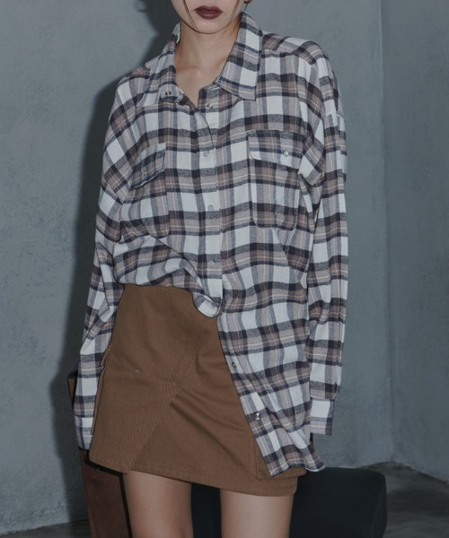 FIG&VIPER（フィグアンドバイパー）の「BIGオーバーチェックシャツ（シャツ/ブラウス・レディース・ブラウン/ブラック・FREE）」の21枚目の写真