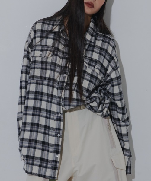 FIG&VIPER（フィグアンドバイパー）の「BIGオーバーチェックシャツ（シャツ/ブラウス・レディース・ブラウン/ブラック・FREE）」の12枚目の写真