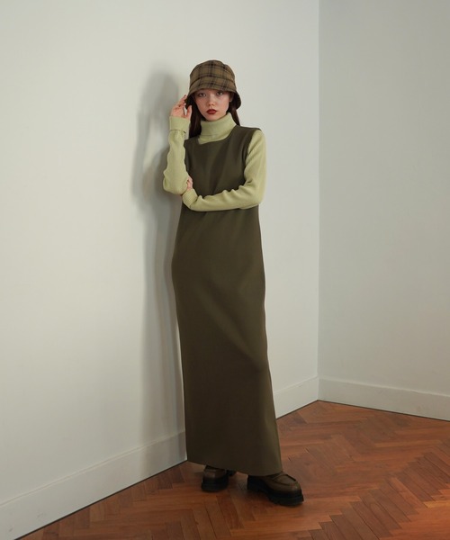 TINA：JOJUN（ティーナジョジュン）の「スリーブレス ニットワンピース TINA：JOJUN（ワンピース・レディース・カーキ/ネイビー・S/M）」の5枚目の写真