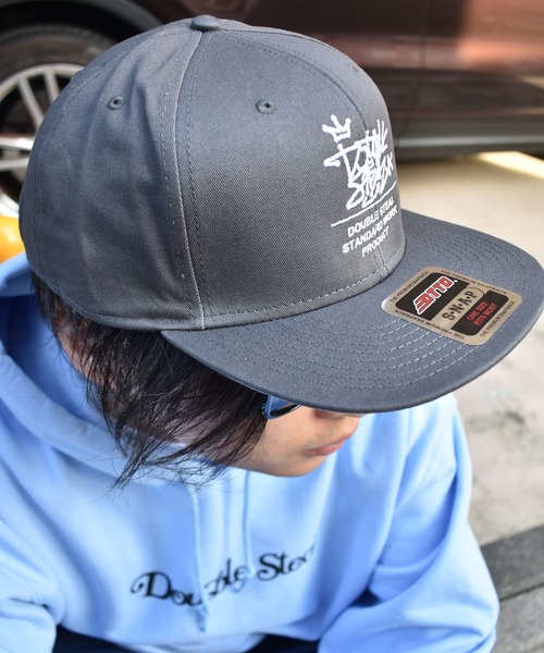DOUBLE STEAL(ダブルスティール)の「Tagging Logo B.B CAP(キャップ・メンズ・チャコール/ブラック×ホワイト/ブラック×ブラック・FREE)」の19枚目の写真