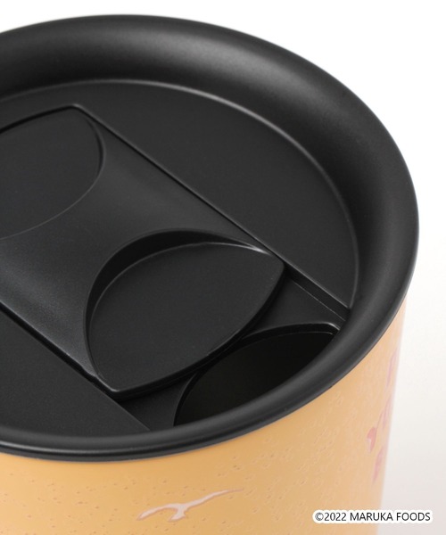 niko and（ニコアンド）の「【ペヤング】コラボ 蓋付きタンブラー