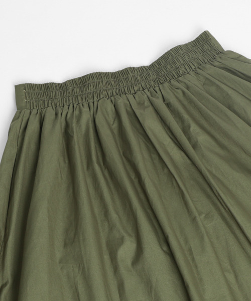 La-gemme(ラジェム)の「デザインギャザースカート(スカート・レディース・ブラック/カーキ/アイボリー/ダークグレー・フリー)」の5枚目の写真