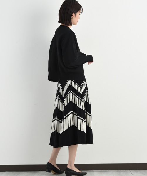 INTERPLANET(インタープラネット)の「軽量パール付きカーディガン(カーディガン/ボレロ・レディース・ブラック/ピンクベージュ/オフホワイト・FREE)」の14枚目の写真