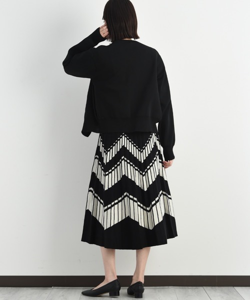 INTERPLANET(インタープラネット)の「軽量パール付きカーディガン(カーディガン/ボレロ・レディース・ブラック/ピンクベージュ/オフホワイト・FREE)」の15枚目の写真