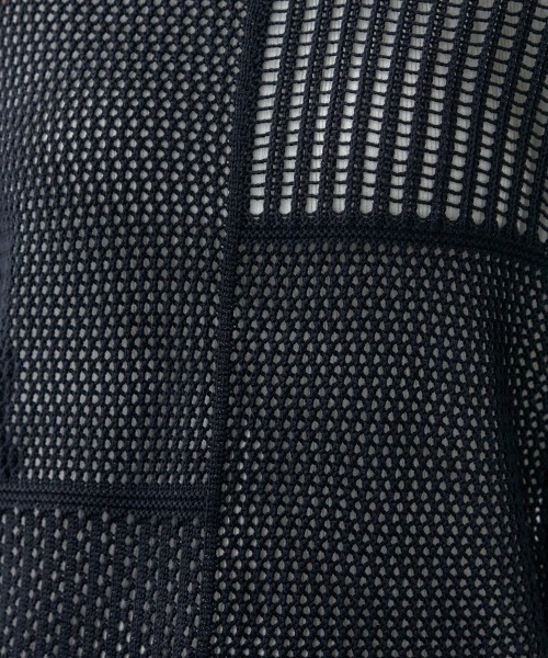 miclat（ミクラ）の「大きいサイズ　ブロッキングメッシュ編みニット　miclat（ニット/セーター・レディース・ライトベージュ/ブラック・L/LL/3L/4L）」の14枚目の写真