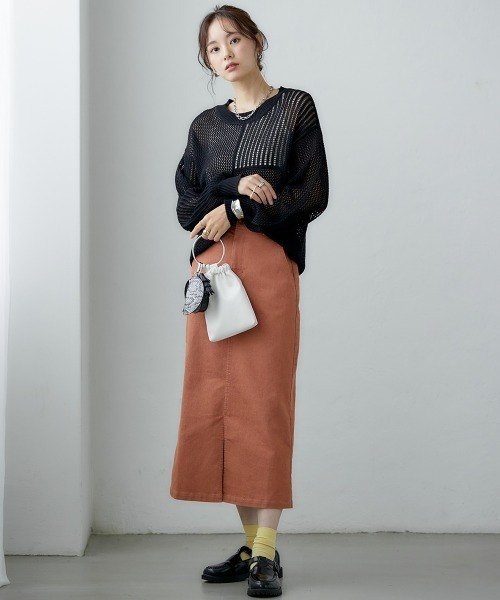 miclat（ミクラ）の「大きいサイズ　ブロッキングメッシュ編みニット　miclat（ニット/セーター・レディース・ライトベージュ/ブラック・L/LL/3L/4L）」の5枚目の写真