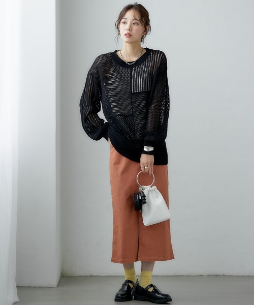 miclat（ミクラ）の「大きいサイズ　ブロッキングメッシュ編みニット　miclat（ニット/セーター・レディース・ライトベージュ/ブラック・L/LL/3L/4L）」の3枚目の写真