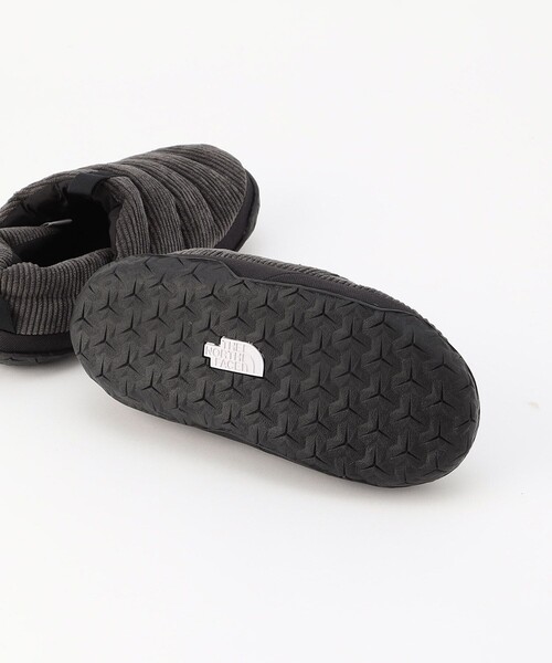 THE NORTH FACE（ザノースフェイス）の「THE NORTH FACE/ザ・ノースフェイス W Nuptse Mule Corduroy/ヌプシ ミュール コーデュロイ（レディース）（スニーカー・レディース・ブラック/その他9・5）」の5枚目の写真