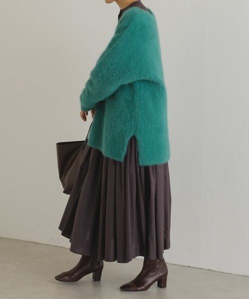 BEARDSLEY（ビアズリー）の「FOX Vネックニット（ニット/セーター・レディース・グリーン/ベージュ・FREE）」の8枚目の写真