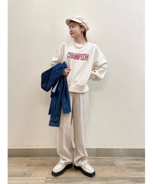 Champion(チャンピオン)の「【Champion】手書き風プリントクルースウェット(スウェット・レディース・グリーン/ダークグレー/ホワイト・L/M)」の12枚目の写真