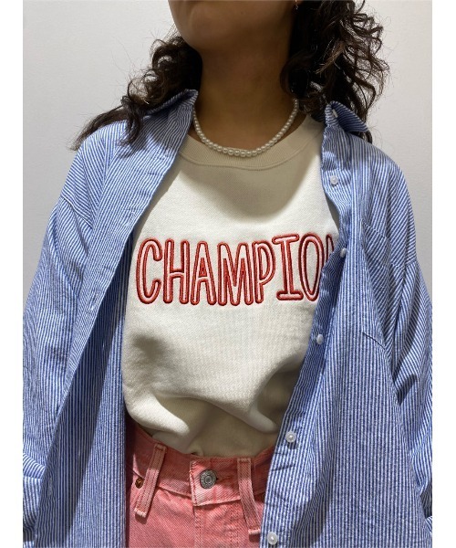 Champion(チャンピオン)の「【Champion】手書き風プリントクルースウェット(スウェット・レディース・グリーン/ダークグレー/ホワイト・L/M)」の9枚目の写真