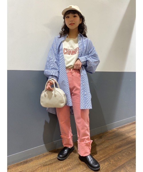 Champion(チャンピオン)の「【Champion】手書き風プリントクルースウェット(スウェット・レディース・グリーン/ダークグレー/ホワイト・L/M)」の8枚目の写真