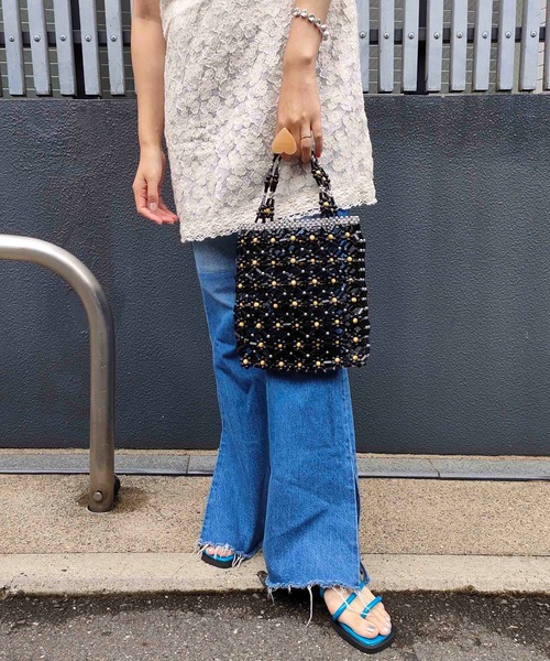 Casselini(キャセリーニ)の「Casselini(キャセリーニ)ミックスビーズトートバッグ(トートバッグ・レディース・クリア/アイボリー/ブルー/ブラック・FREE)」の12枚目の写真