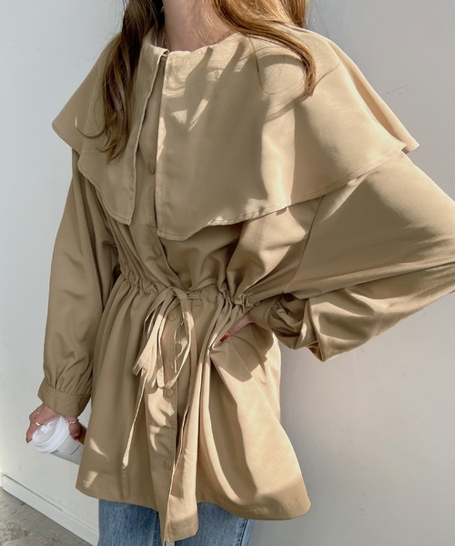 Futier land（フューティアランド）の「ビッグカラーショートトレンチコート（トレンチコート・レディース・アイボリー/ブラック/ベージュ/カーキ・MEDIUM）」の8枚目の写真