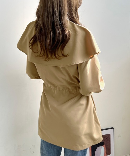 Futier land（フューティアランド）の「ビッグカラーショートトレンチコート（トレンチコート・レディース・アイボリー/ブラック/ベージュ/カーキ・MEDIUM）」の10枚目の写真