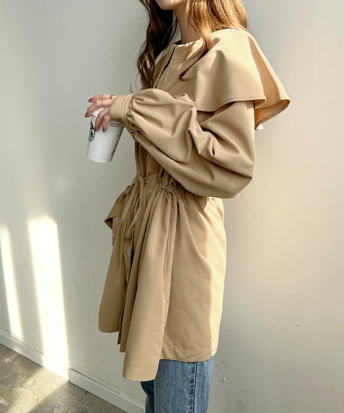 Futier land（フューティアランド）の「ビッグカラーショートトレンチコート（トレンチコート・レディース・アイボリー/ブラック/ベージュ/カーキ・MEDIUM）」の12枚目の写真