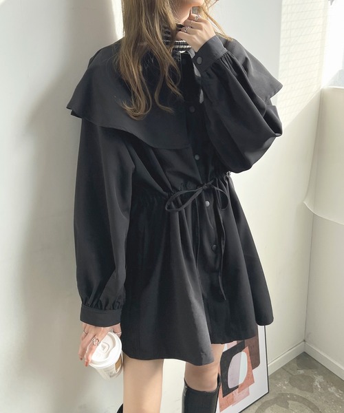 Futier land（フューティアランド）の「ビッグカラーショートトレンチコート（トレンチコート・レディース・アイボリー/ブラック/ベージュ/カーキ・MEDIUM）」の17枚目の写真