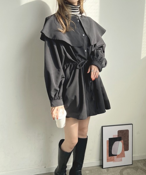 Futier land（フューティアランド）の「ビッグカラーショートトレンチコート（トレンチコート・レディース・アイボリー/ブラック/ベージュ/カーキ・MEDIUM）」の20枚目の写真