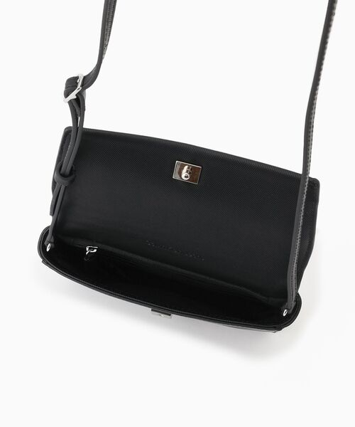 Calvin Klein（カルバン・クライン）の「ミニマルロゴショルダーウォレットバッグ（ショルダーバッグ・レディース・ブラック/ブラウン・FREE）」の12枚目の写真