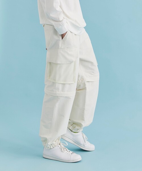 CITY TOKYO（シティトウキョウ）の「SEPARATEワイドカーゴパンツ（カーゴパンツ・メンズ・ホワイト/ブラック・1/2）」の3枚目の写真