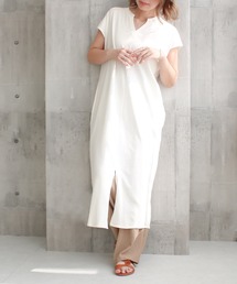 スリットキーネックTシャツワンピース