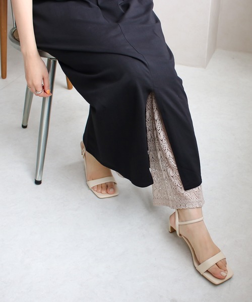 Social GIRL(ソーシャルガール)の「スリットキーネックTシャツワンピース(ワンピース・レディース・ブラック/オフホワイト/ベージュ/グレイッシュベージュ・M)」の10枚目の写真