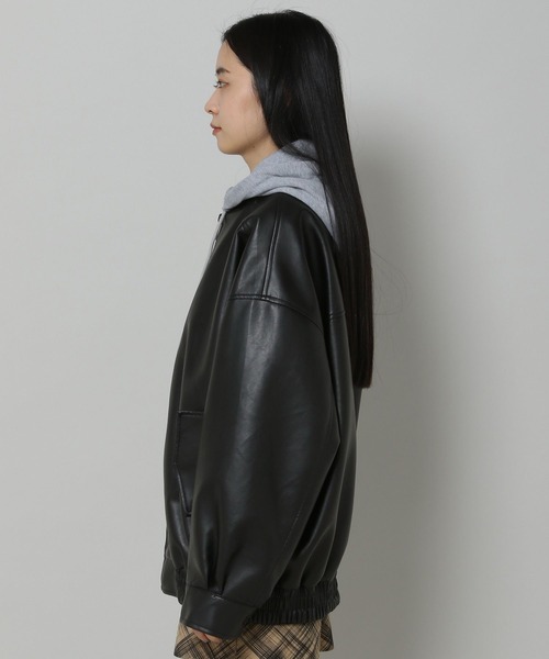 LADY VOLUME（レディーボリューム）の「【モニタリング TWICE チェヨン着用】Lady Volume／9008 HD JP フード付きフェイクレザーブルゾン 2191513（ブルゾン・レディース・ブラック・FREE）」の13枚目の写真