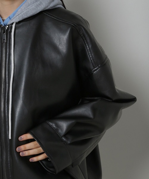 LADY VOLUME（レディーボリューム）の「【モニタリング TWICE チェヨン着用】Lady Volume／9008 HD JP フード付きフェイクレザーブルゾン 2191513（ブルゾン・レディース・ブラック・FREE）」の16枚目の写真