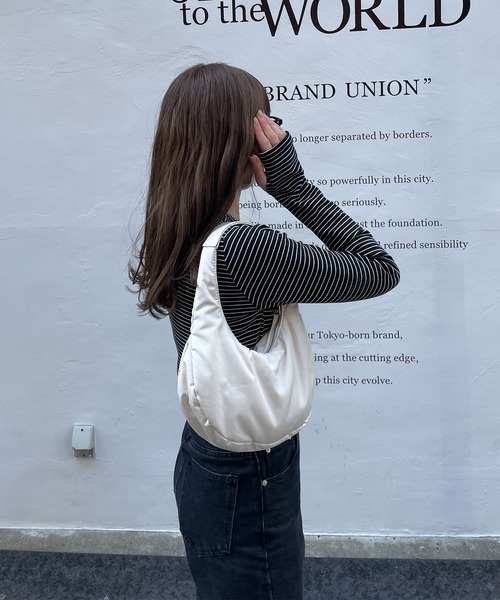 LE MORE（リモア）の「スリムボーダーカットソー（Tシャツ/カットソー・レディース・アイボリー/ブラック/グリーン・FREE）」の4枚目の写真