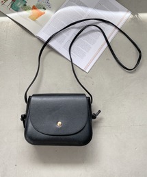 フェイクレザー　シンプルショルダーバッグ