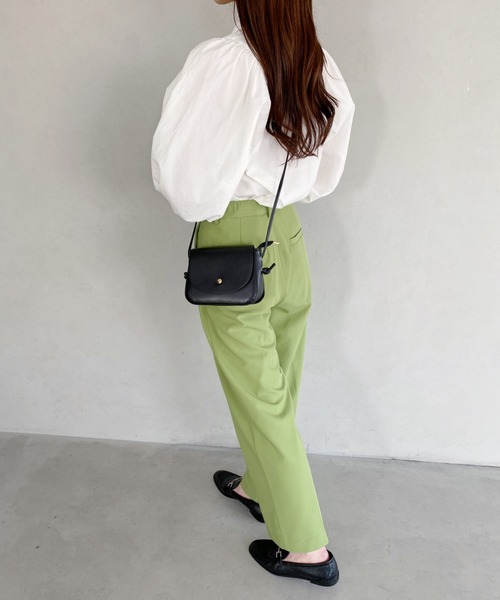 thank U more(サンキューモア)の「フェイクレザー シンプルショルダーバッグ(ショルダーバッグ・レディース・ダークブラウン/ブラック/ベージュ/ブラウン/ホワイト・FREE)」の8枚目の写真