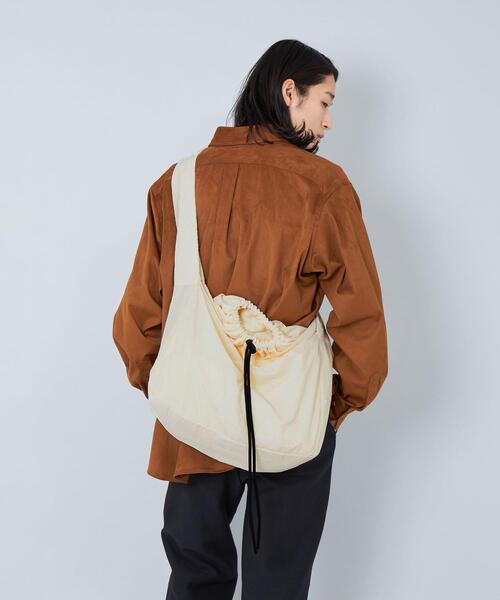 CITEN（シテン）の「＜CITEN＞ビッグ ショルダー バッグ（ショルダーバッグ・レディース・ブラック/オフホワイト・FREE）」の19枚目の写真