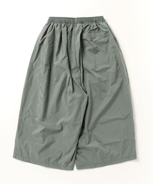 LOCALINA(ロカリナ)の「nylon baggy pants(その他パンツ・メンズ・レッド/グレー/ブラック/ネイビー・FREE)」の5枚目の写真