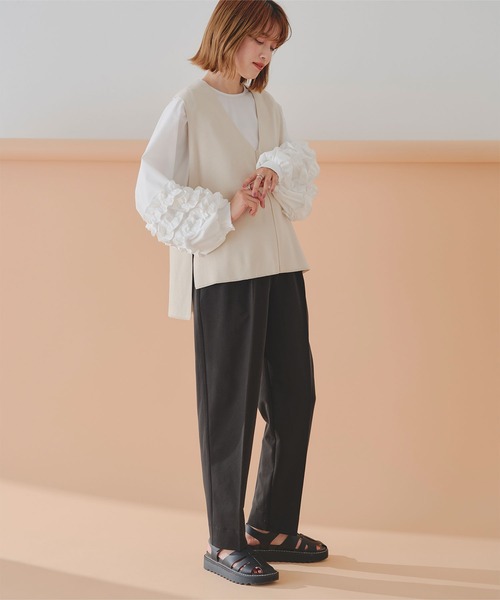 titivate(ティティベイト)の「フロントタックテーパードパンツ(その他パンツ・レディース・カーキ/ブラック/オリーブ/アイボリー・L/S/M/PS(XS-S))」の21枚目の写真