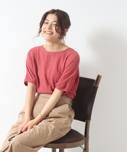 DRESKIP(ドレスキップ)の「◆ゆるっと楽ちん しぼしぼドルマンブラウス(シャツ/ブラウス・レディース・ピンク系/ナチュラル/オフホワイト/ブルー/イエロー/ブラック・00)」の1枚目の写真