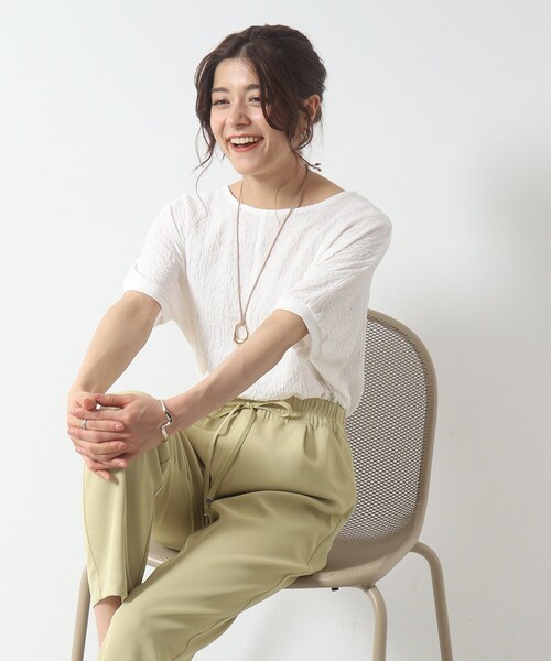 DRESKIP(ドレスキップ)の「◆ゆるっと楽ちん しぼしぼドルマンブラウス(シャツ/ブラウス・レディース・ピンク系/ナチュラル/オフホワイト/ブルー/イエロー/ブラック・00)」の2枚目の写真