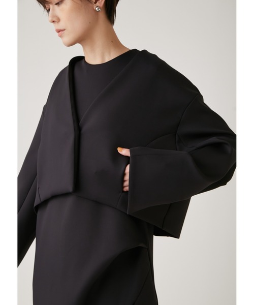 emmi（エミ）の「【emmi atelier】ダンボールニットクロップドジャケット（ノーカラージャケット・レディース・ブラック/オフホワイト・0/1）」の10枚目の写真