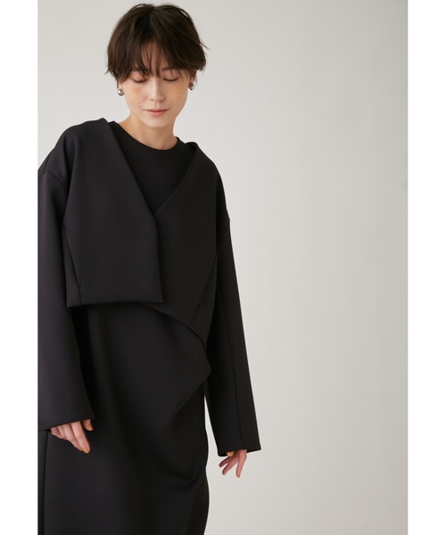 emmi（エミ）の「【emmi atelier】ダンボールニットクロップドジャケット（ノーカラージャケット・レディース・ブラック/オフホワイト・0/1）」の7枚目の写真