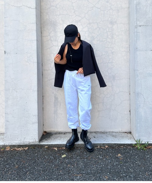 emmi（エミ）の「【emmi atelier】ダンボールニットクロップドジャケット（ノーカラージャケット・レディース・ブラック/オフホワイト・0/1）」の21枚目の写真