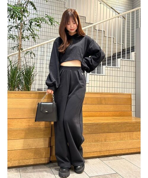 EATME（イートミー）の「EMロゴショートフーディ（セットアップ可能）（パーカー・レディース・ブラック/アイボリー/グリーン・FREE）」の16枚目の写真