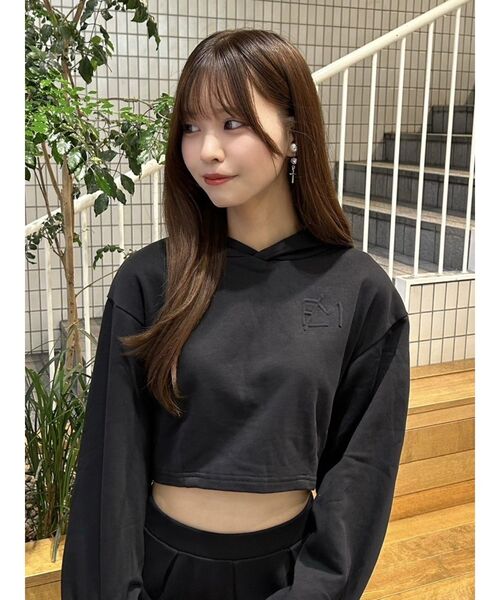 EATME（イートミー）の「EMロゴショートフーディ（セットアップ可能）（パーカー・レディース・ブラック/アイボリー/グリーン・FREE）」の17枚目の写真