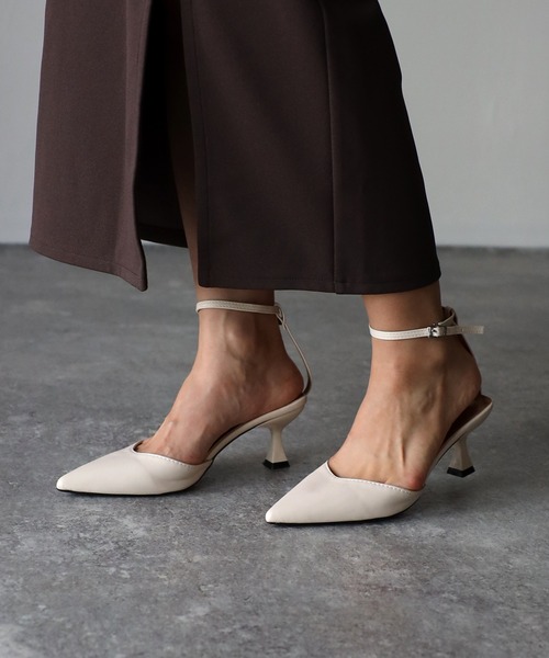 Riberry（リベリー）の「アンクルストラップミュール（パンプス・レディース・ブルー/ホワイト/ブラック・LARGE/MEDIUM）」の11枚目の写真