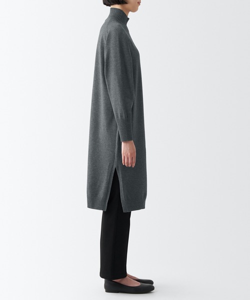 無印良品(ムジルシリョウヒン)の「洗えるニットハイネックワンピース(ワンピース・レディース・オフホワイト/ブラック/ダークグレー・XL/M/S/L)」の19枚目の写真