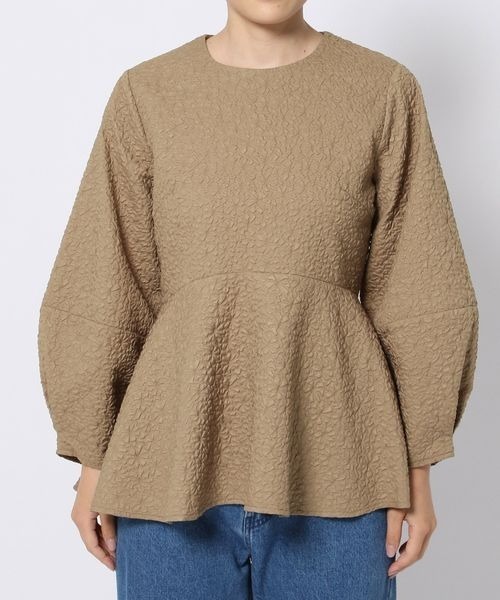 mysty woman(ミスティウーマン)の「ペプラムジャガードチュニックブラウス 976663(Tシャツ/カットソー・レディース・モカ/アイボリー/ブラック・FREE)」の10枚目の写真